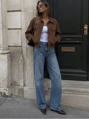 Zara High Rise Wide Leg Jean Size 6